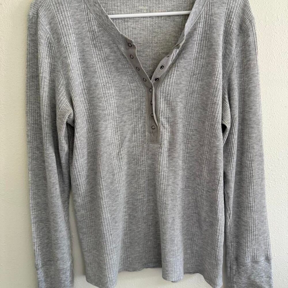 Aerie Women's Grey Shirt